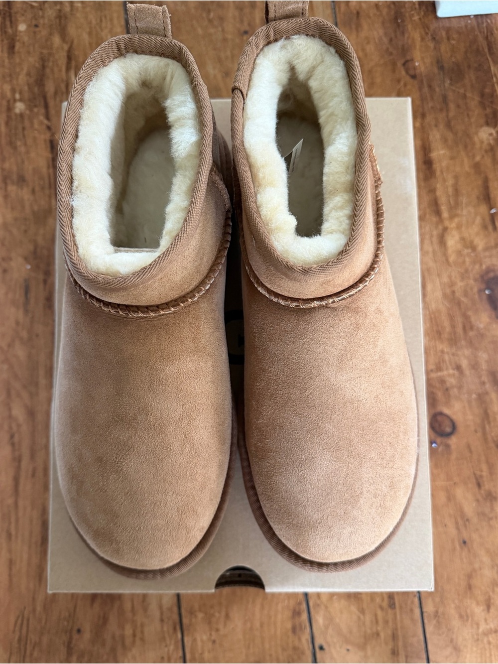 UGG Chestnut Suede Short Boot